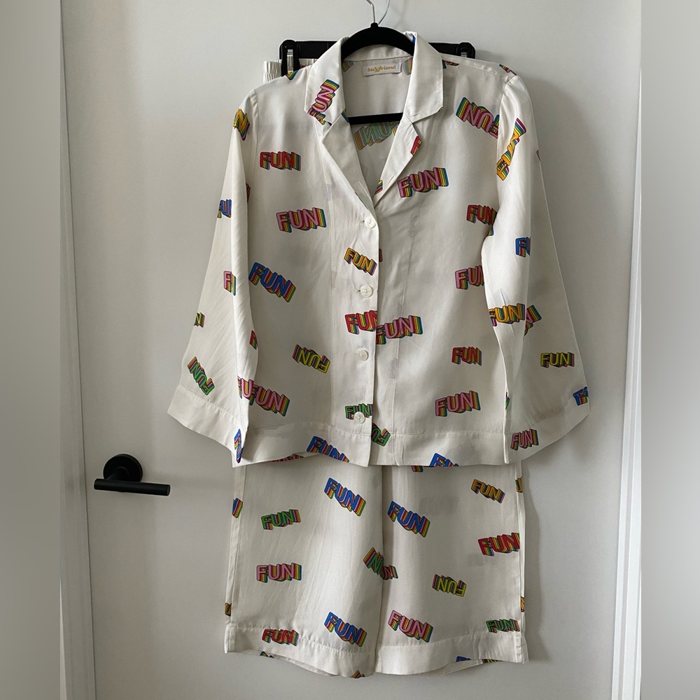 Ladyfriend, 100% silk, FUN, pajama set, size small, excellent condition!